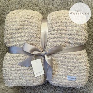 Saranoni Ribbed Bamboni Queen Blanket in Moonbeam